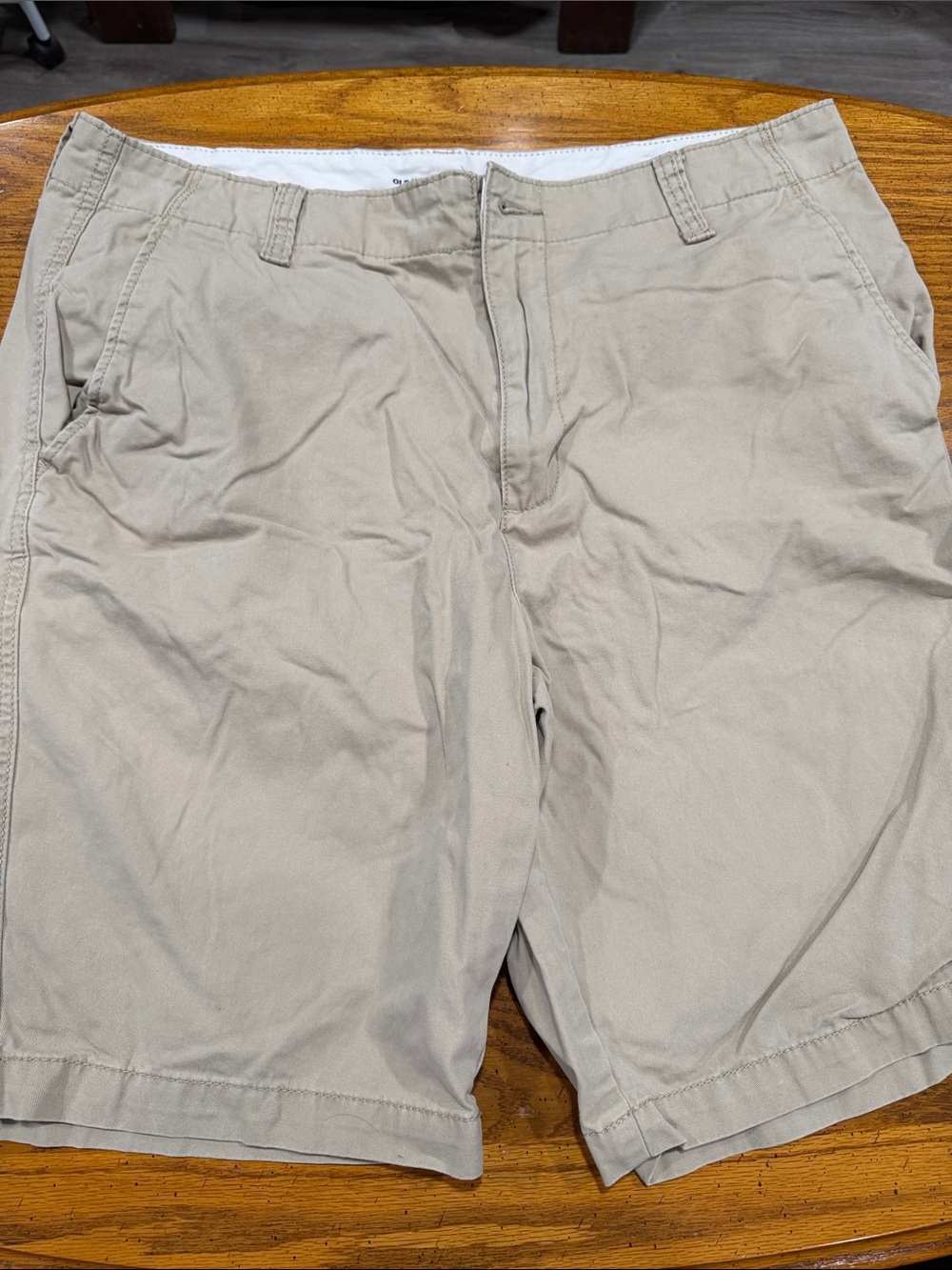 Old Navy Men's Light Khaki Flat Front Shorts